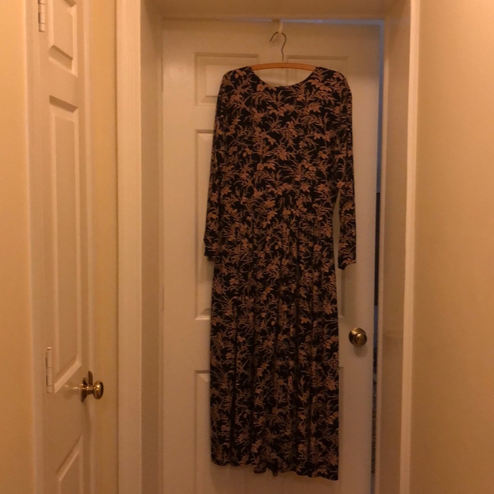 100% silk, elegant black and camel dress